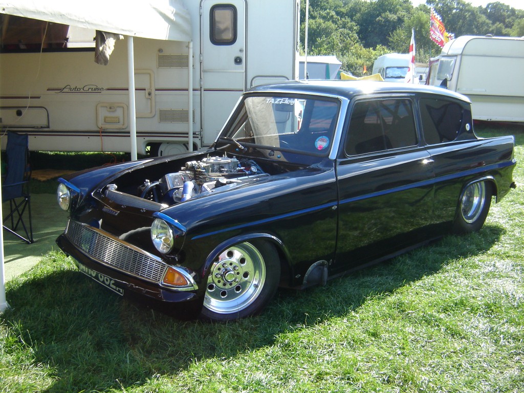 AHJ 882A 105E Saloon