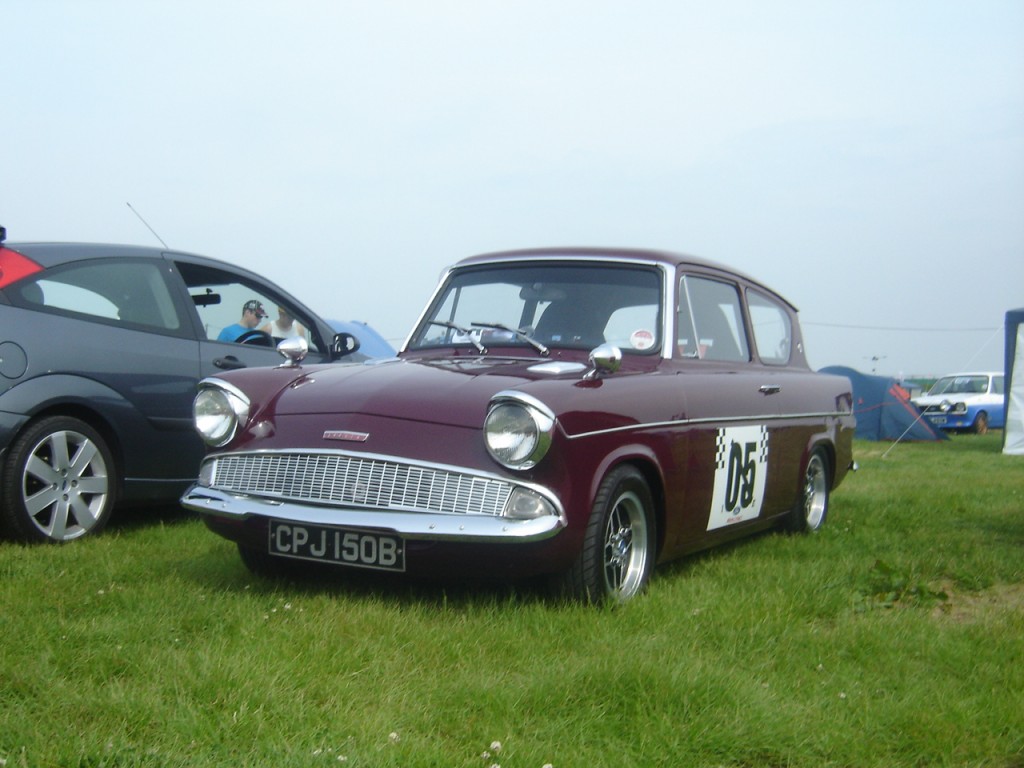 CPJ 150B 105E Saloon