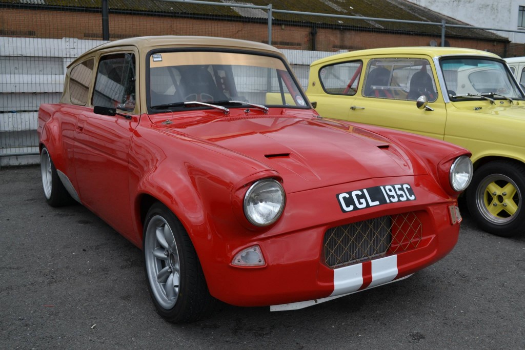 CGL 195C 105E Saloon