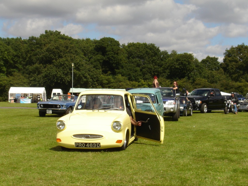PRO 463D 105E Saloon