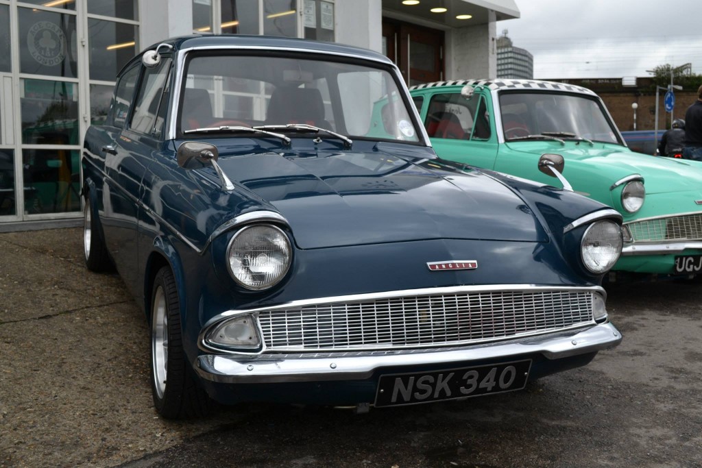 NSK 340 105E Saloon