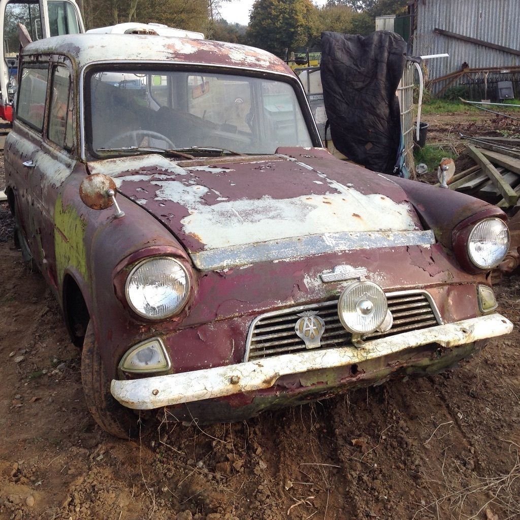AWT 748B  307E Anglia Van
